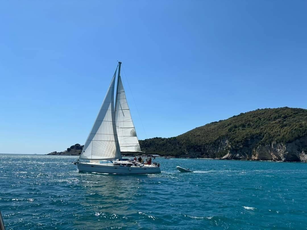 SailBluEyes -Navigare, Conoscere, Porteggere